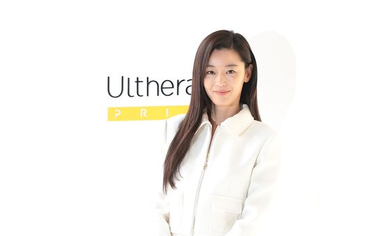 전지현, 아름다운 미소