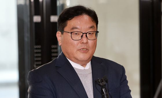 기자회견 갖는 엄희준 검사