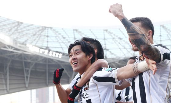 K리그1 개막전 선제골 주인공은 송민규