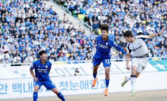 선제골 터트린 박재용