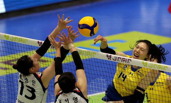 공격하는 양효진