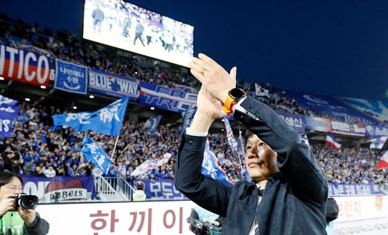 승리로 시작한 이정효 감독