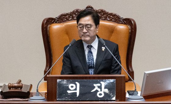 與 '국민투표법' 수정안 본회의 상정…'허위사실 유포 처벌' 막판 삭제