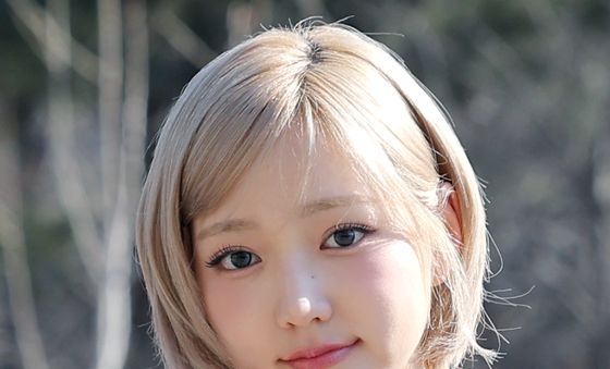 지유, 예쁨 '콕'