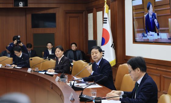 경제관계장관회의 주재하는 구윤철 부총리