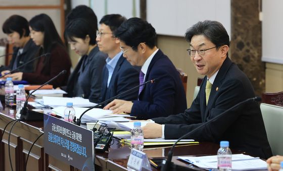 모두발언하는 이억원 금융위원장