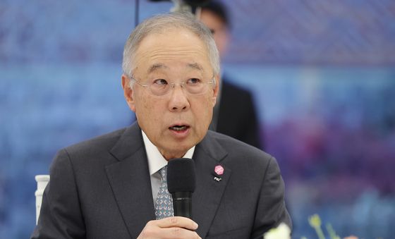 발언하는 류진 한경협 회장