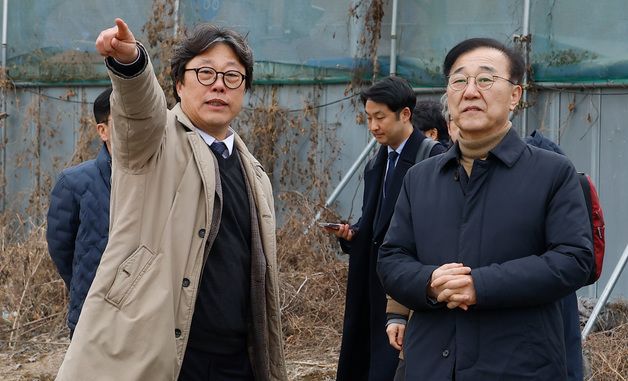 1.29대책 관련 주택 사업지 둘러보는 김윤덕 장관