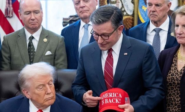 [포토] 끈끈한 트럼프와 美공화당 하원의장