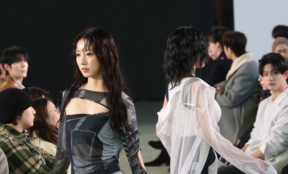 페노메논시퍼 모델로 나선 라잇썸 주현