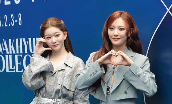 서울패션위크 찾은 빌리 츠키와 문수아