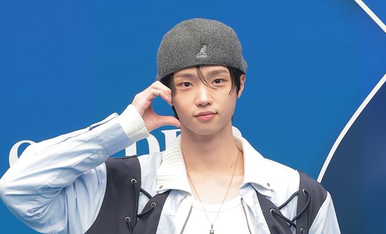 손동표, 볼 하트 선물