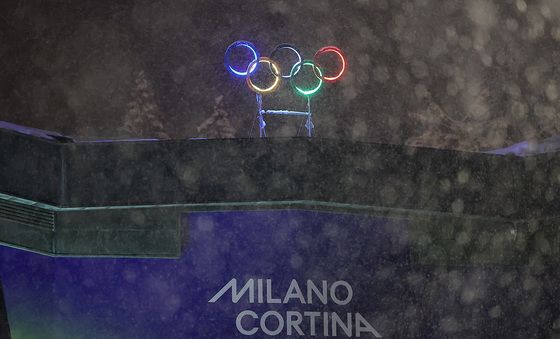 폭설 내리는 코르티나담페초 '개막 이상무'