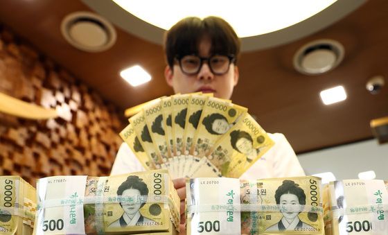 지난해 시중 화폐 증가율 9.1%, 코로나 이후 최고