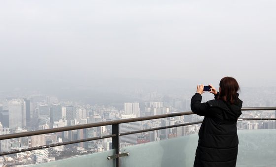 초미세먼지 가득한 하늘