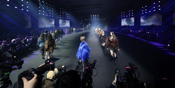 서울패션위크 2026 F/W '한나신' 컬렉션