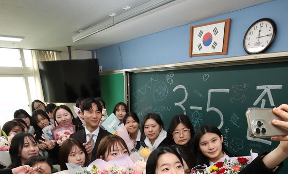 영원토록 잊지못할 '여고시절'