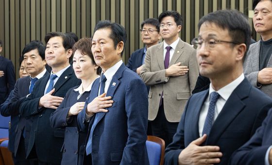 더불어민주당 정책의원총회