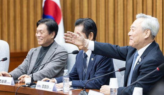 '더민초' 합당 찬성 극소수