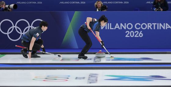 이탈리아 상대하는 김선영과 정영석