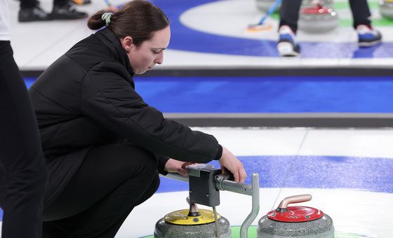 '누가 가까울까?'