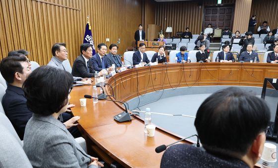 정청래, 합당 관련 3선 의원 간담회