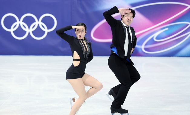 연기 펼치는 권예·임해나