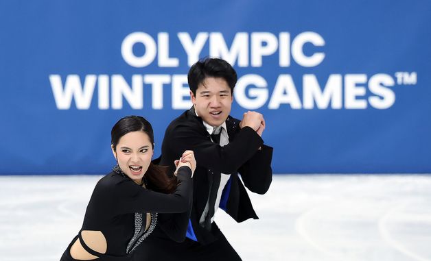 아이스댄스 연기 펼치는 권예·임해나