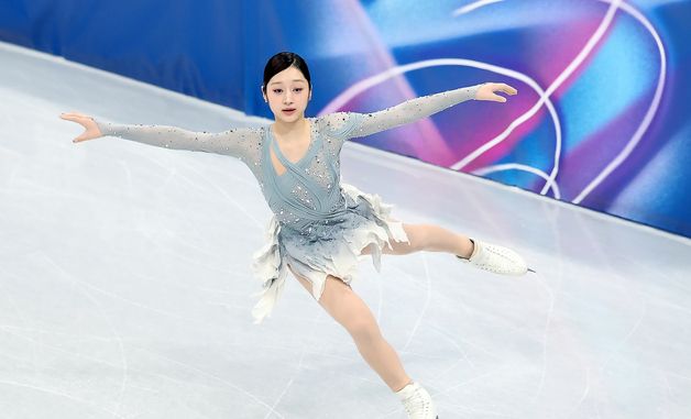 차분하게 프로그램 준비하는 신지아