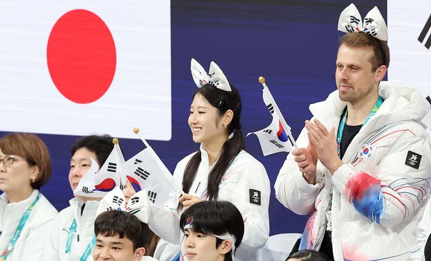 신지아 연기에 기립박수