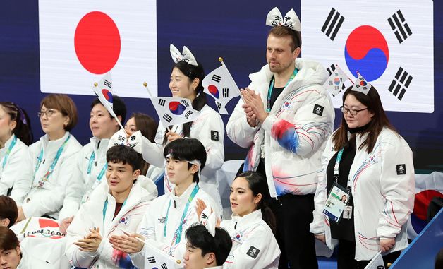 신지아 연기에 기립박수