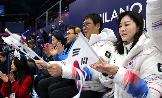 최휘영 장관 '대한민국 응원합니다'