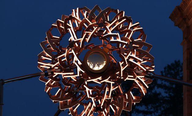 활활 타오르는 밀라노·코르티나 동계올림픽 성화