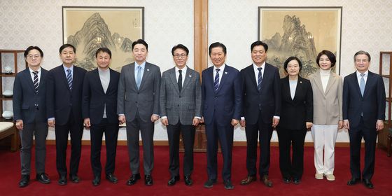 총리공관에서 열린 고위당정협의회