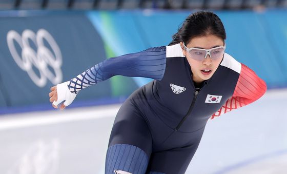 훈련하는 이나현