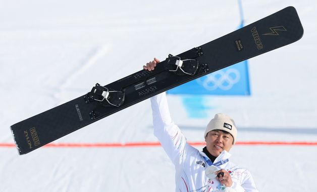 은메달 김상겸, 스노보드 번쩍!