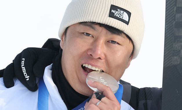 3전 4기 끝에 올림픽 메달 품은 김상겸