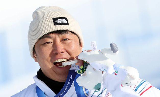 3전 4기 끝에 올림픽 메달 품은 김상겸