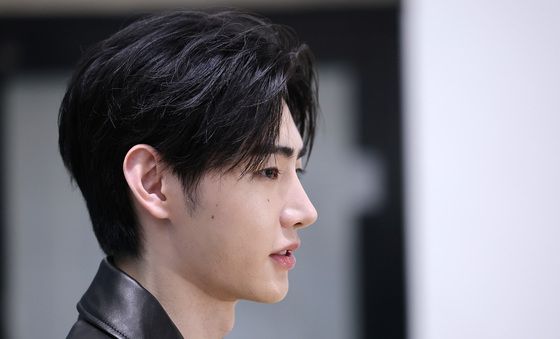 인터뷰 하는 엔하이픈 성훈