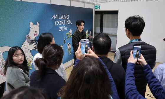 자원봉사자들에게 관심 받는 엔하이픈 성훈