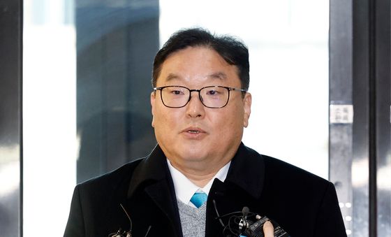 2차 피의자 조사 출석한 엄희준 검사