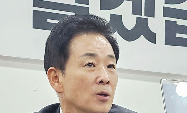 박근혜 측근 유영하 \"대구시장 출마\"