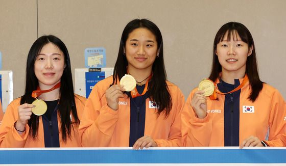 사상 첫 아시아단체선수권 제패한 한국 여자배드민턴 금의환향