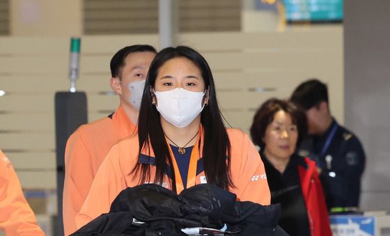 귀국하는 안세영