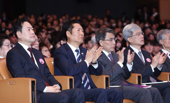 3·1절 기념식 참석한 정청래·장동혁