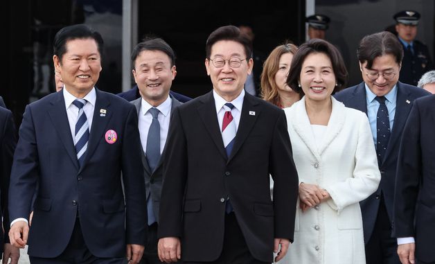 싱가포르·필리핀 국빈 방문 나서는 이재명 대통령