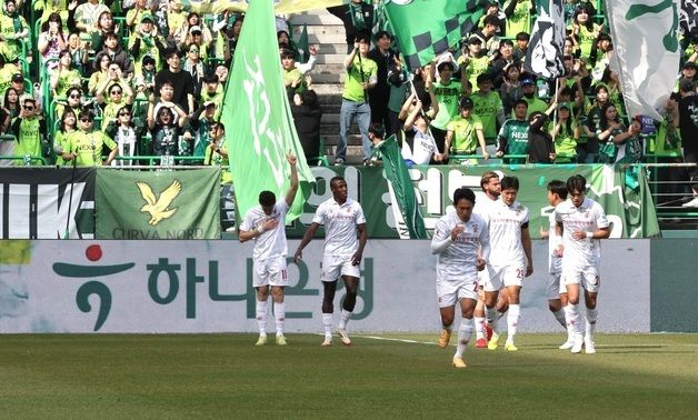 동점골 넣은 갈레고