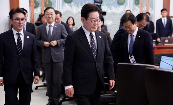 이재명 대통령, 국무회의 참석