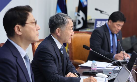 발언하는 박능후 조국혁신당 공관위원장