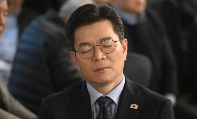 생각에 잠긴 정원오 서울시장 예비후보